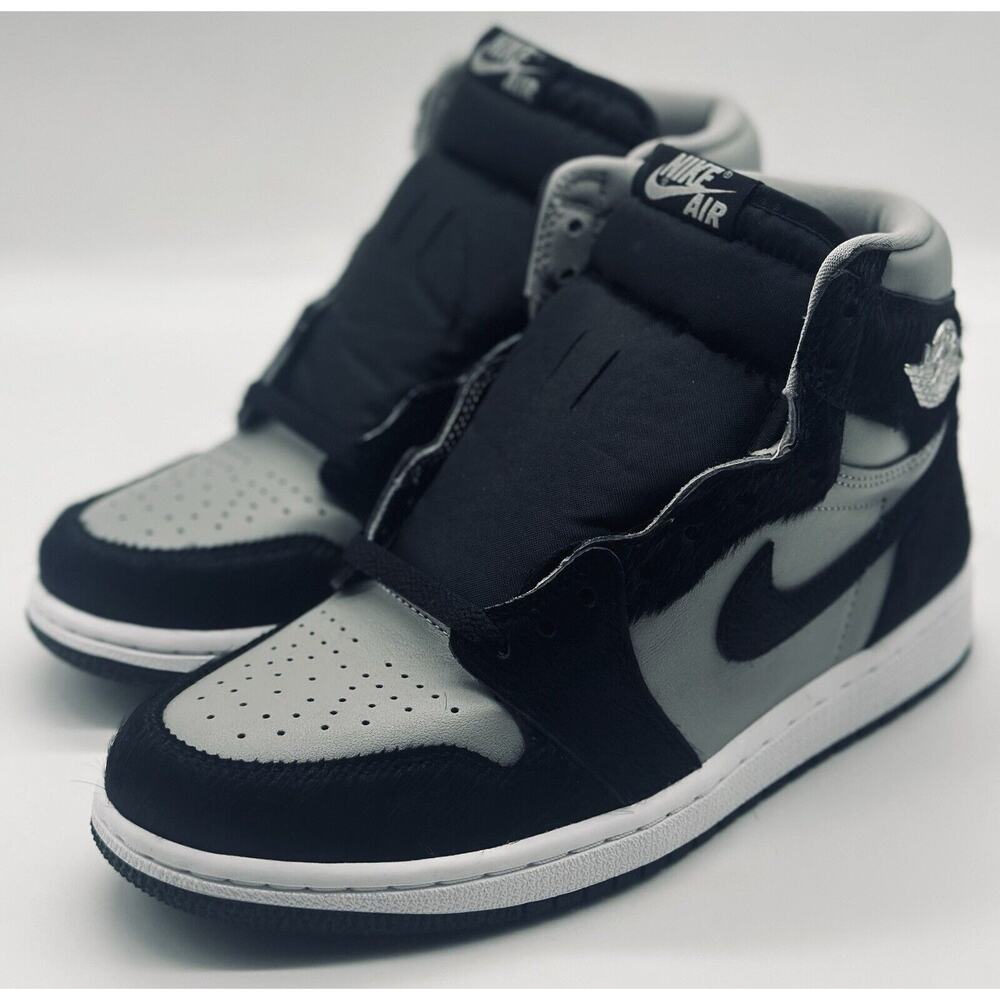 NEW Nike Jordan 1 Retro High OG Medium Gray DZ2523-001 Women’s Size 9